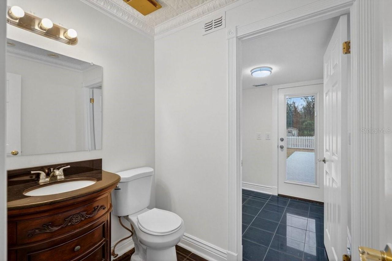 425 Country Circle Drive E, Port Orange, FL 32128 Photo