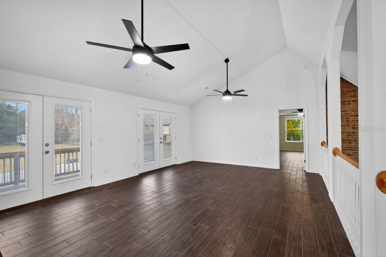 425 Country Circle Drive E, Port Orange, FL 32128 Photo