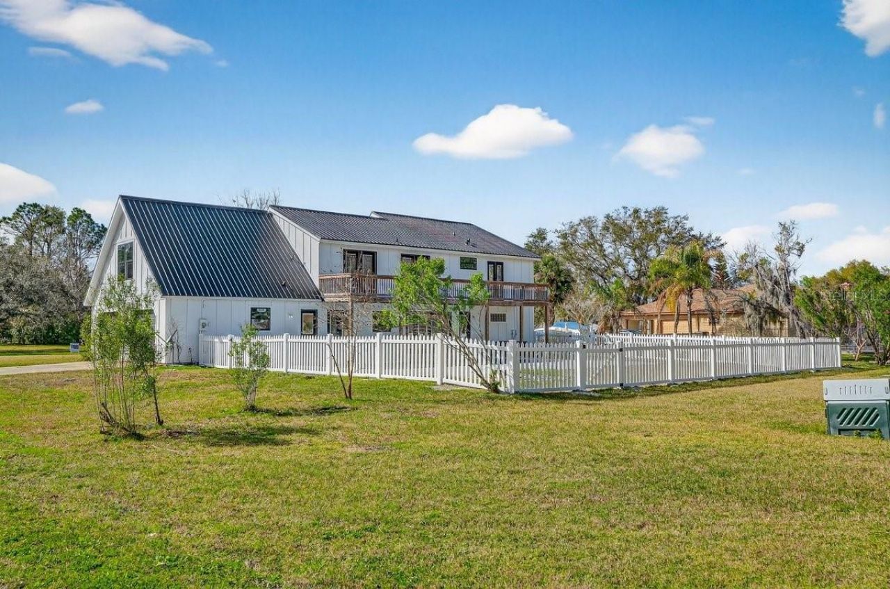 425 Country Circle Drive E, Port Orange, FL 32128 Photo