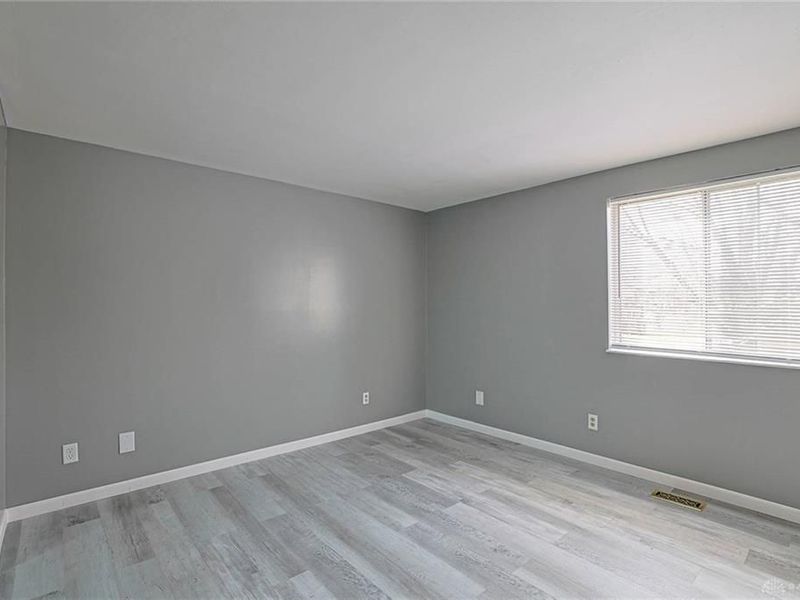 6325 Burkwood Drive, Clayton, OH 45315 Photo 12