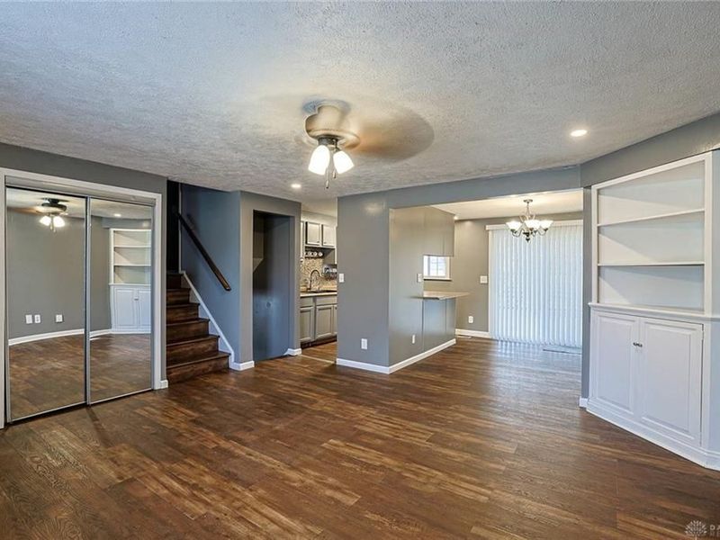 6325 Burkwood Drive, Clayton, OH 45315 Photo 3