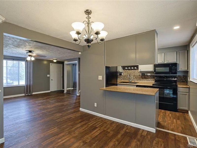 6325 Burkwood Drive, Clayton, OH 45315 Photo 8