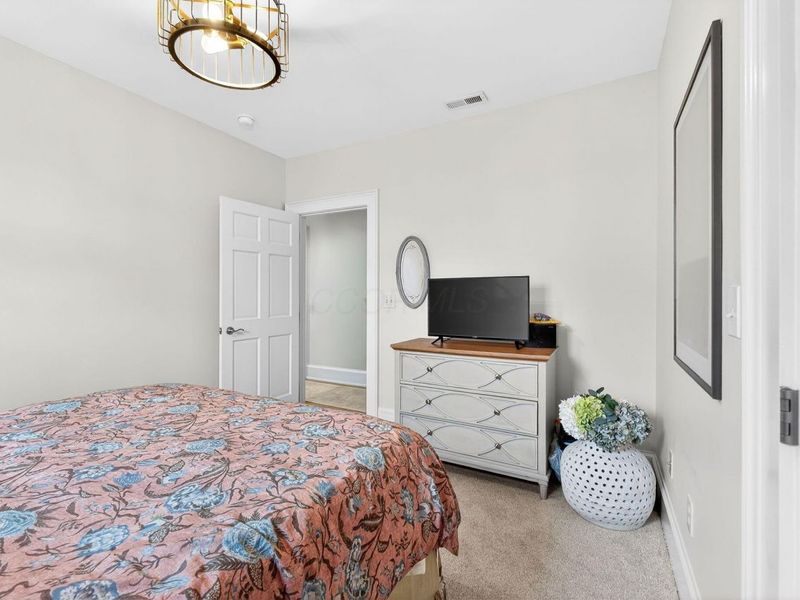 649 High Street , Unit 202, Worthington, OH 43085 Photo 25