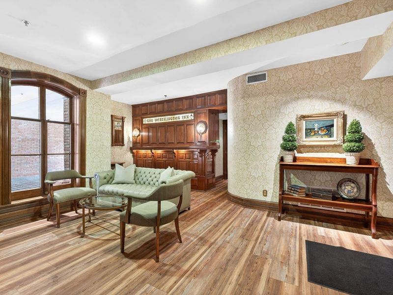 649 High Street , Unit 202, Worthington, OH 43085 Photo 36