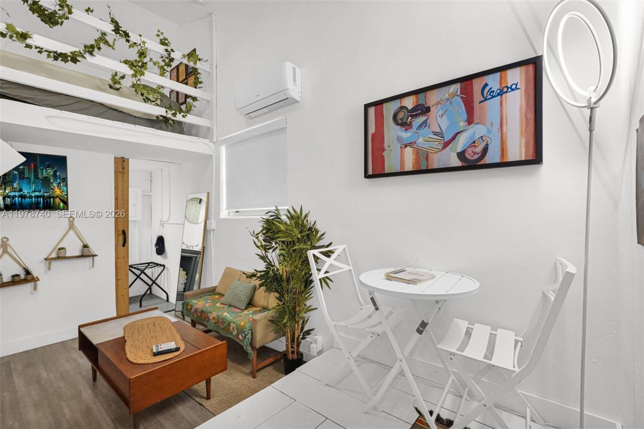 274 NW 43rd St, Unit n/a, Miami, FL 33127 Photo