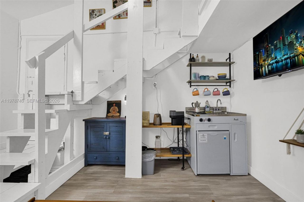 274 NW 43rd St, Unit n/a, Miami, FL 33127 Photo