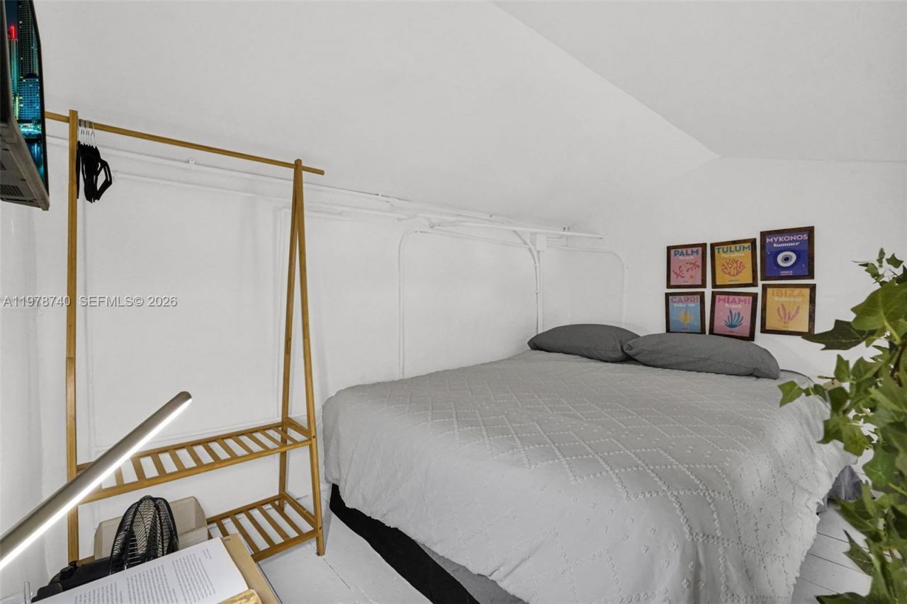 274 NW 43rd St, Unit n/a, Miami, FL 33127 Photo