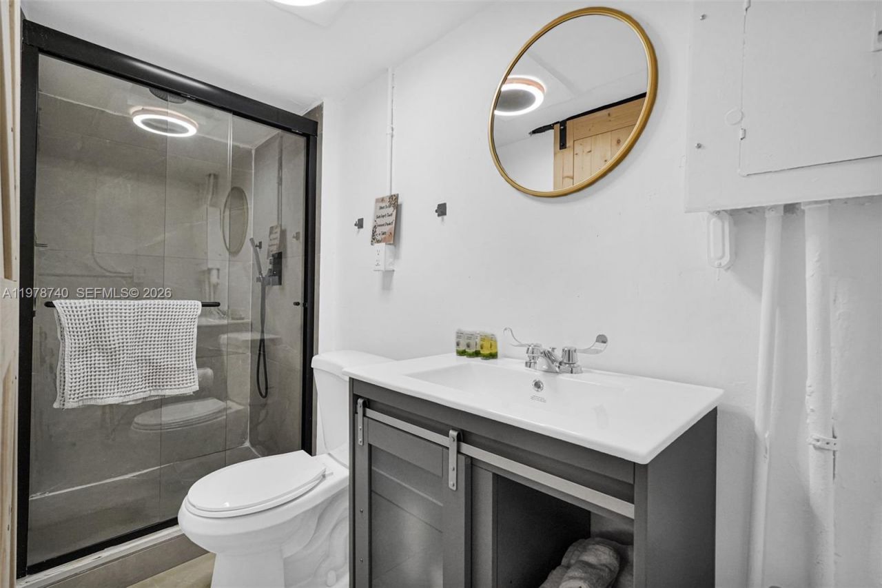 274 NW 43rd St, Unit n/a, Miami, FL 33127 Photo