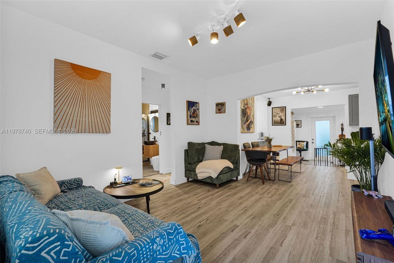 274 NW 43rd St, Unit n/a, Miami, FL 33127 Photo