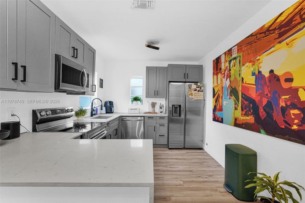 274 NW 43rd St, Unit n/a, Miami, FL 33127 Photo