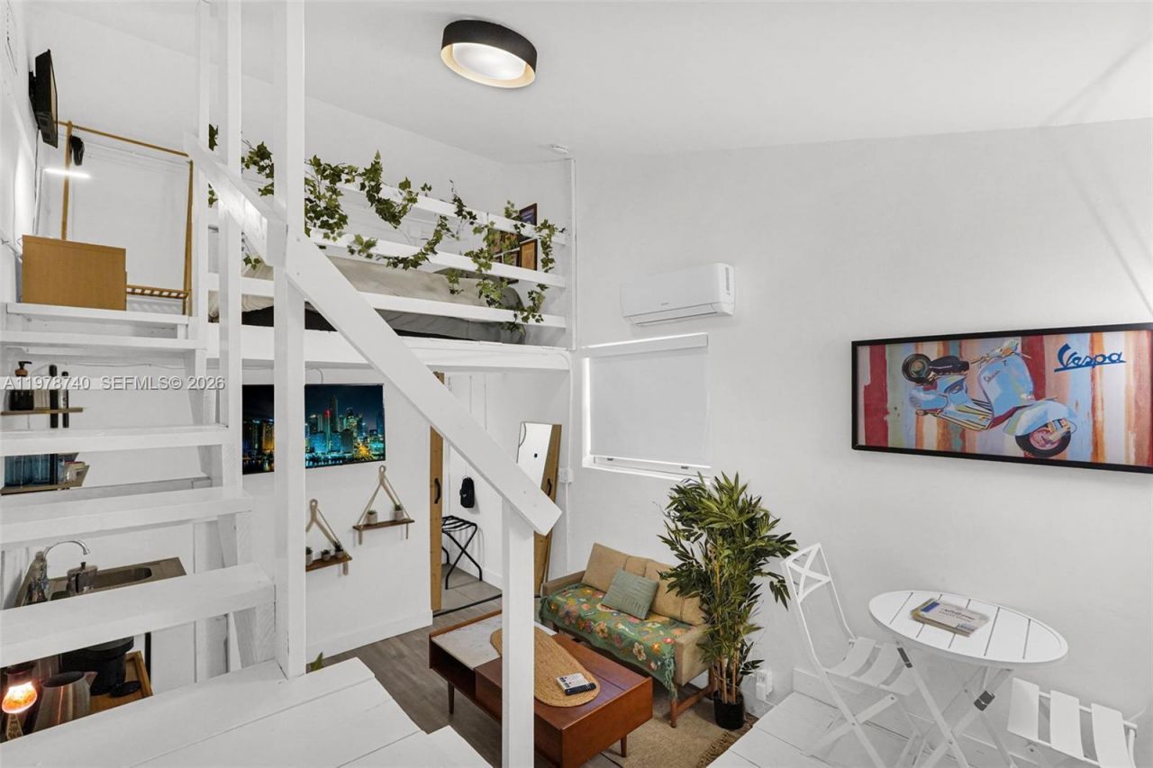 274 NW 43rd St, Unit n/a, Miami, FL 33127 Photo