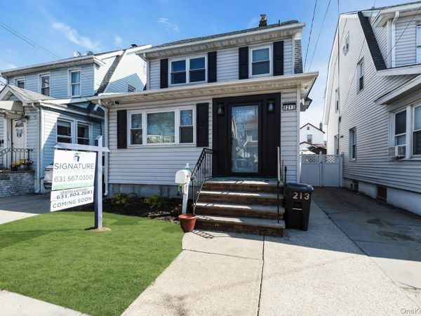 92-13 245th Street, Floral Park, NY 11001