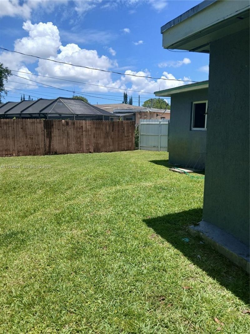 6471 SW 27th St, Miramar, FL 33023 Photo