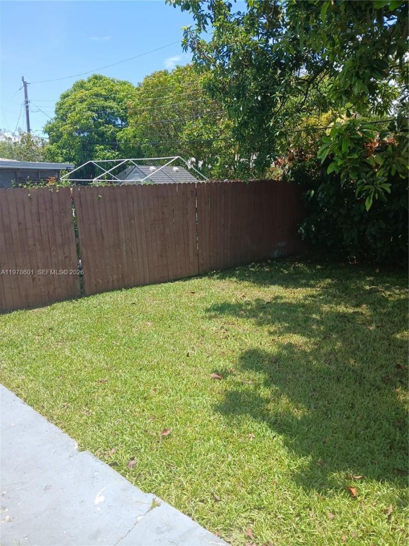 6471 SW 27th St, Miramar, FL 33023 Photo