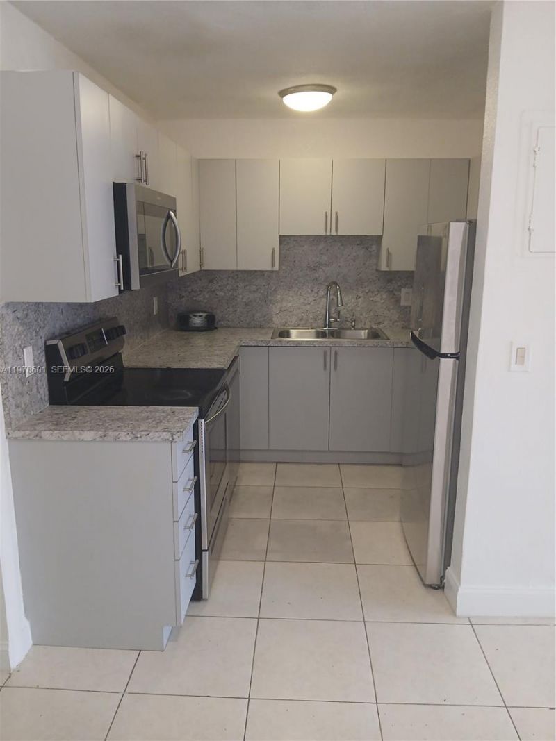 6471 SW 27th St, Miramar, FL 33023 Photo