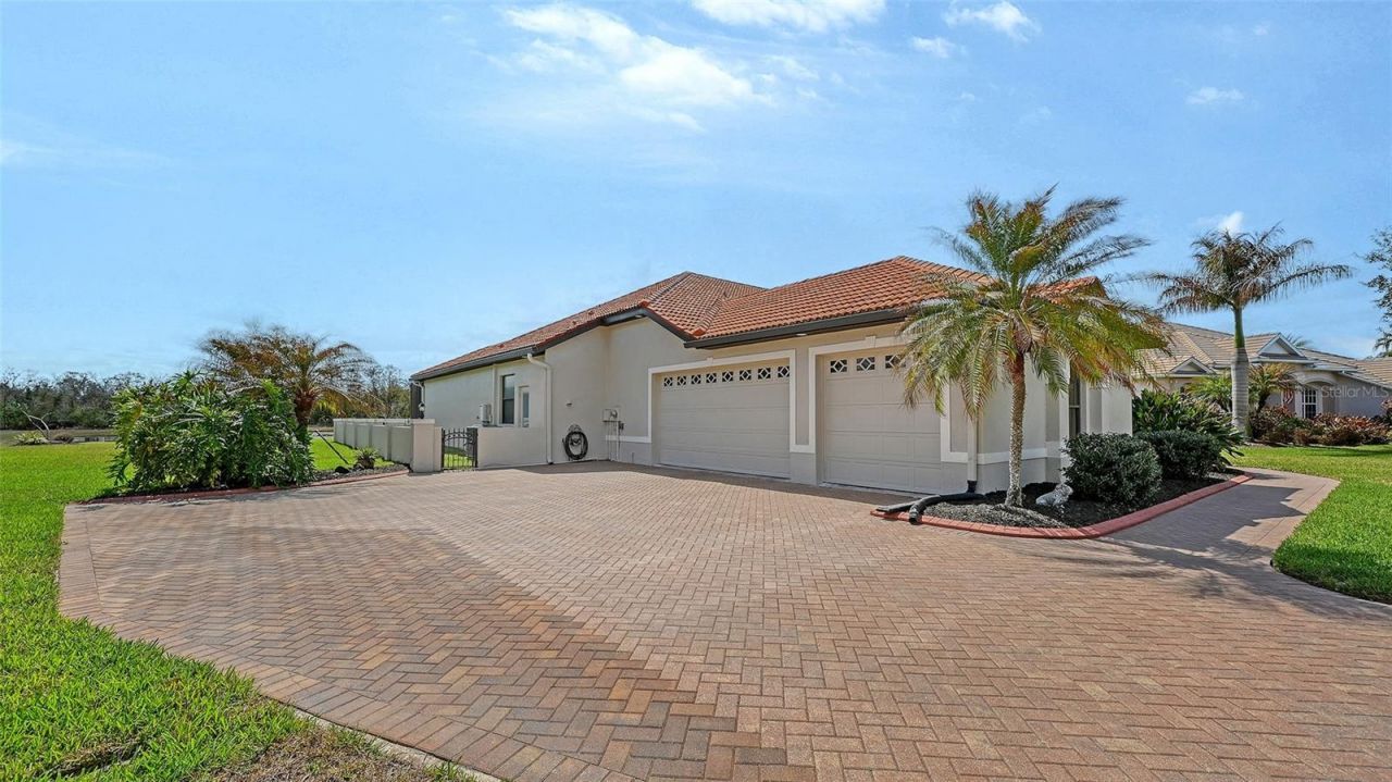 16736 4th Avenue Ne, Bradenton, FL 34212 Photo