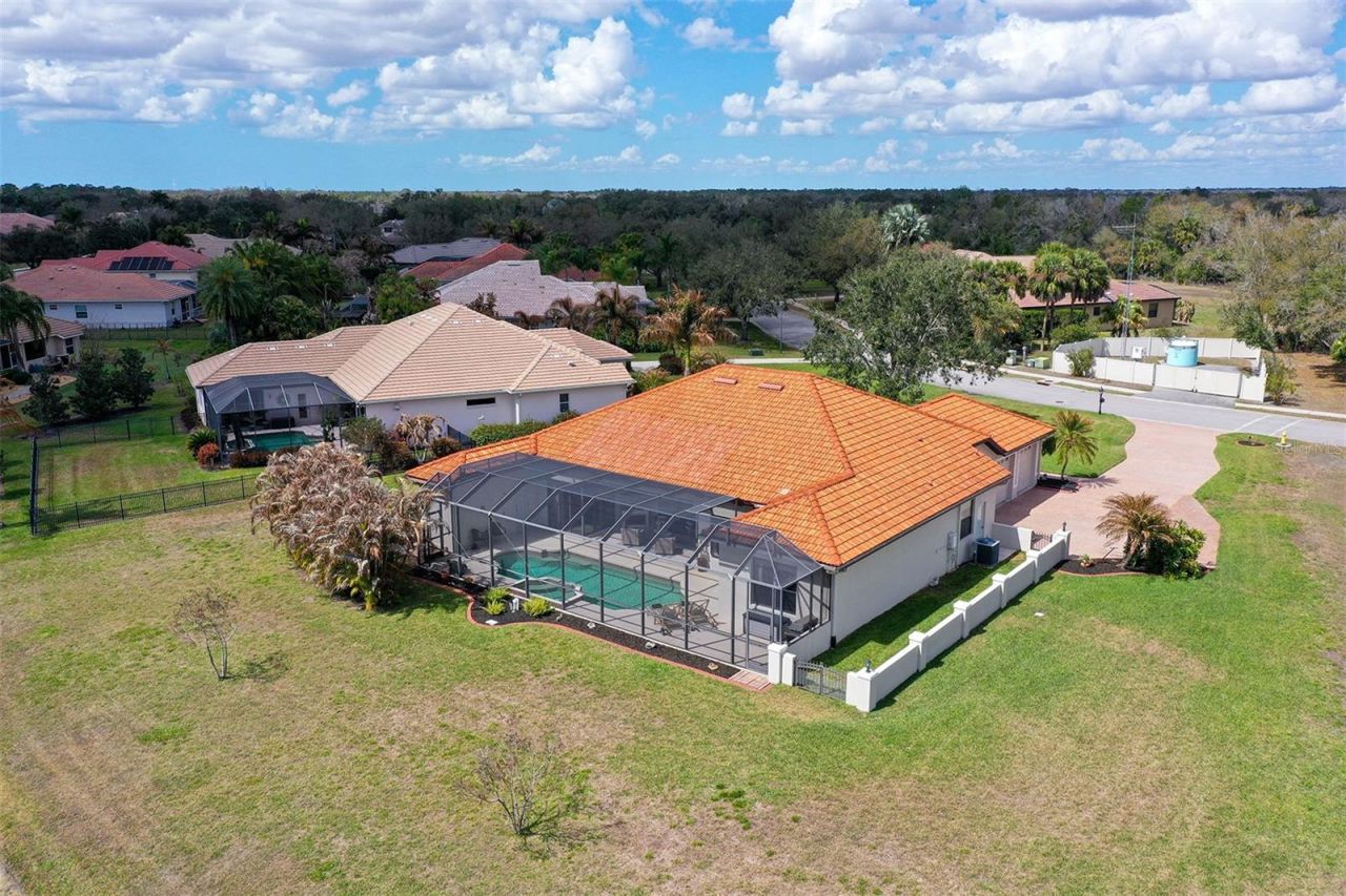 16736 4th Avenue Ne, Bradenton, FL 34212 Photo