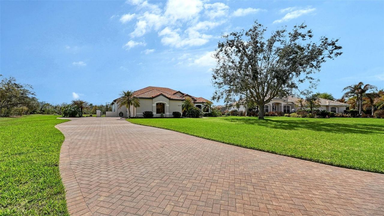 16736 4th Avenue Ne, Bradenton, FL 34212 Photo