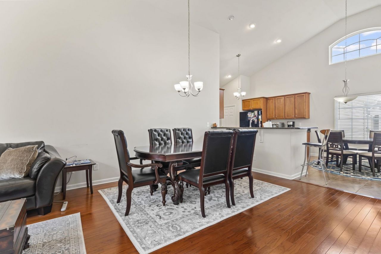 350 Southern Breezes Circle Photo 16