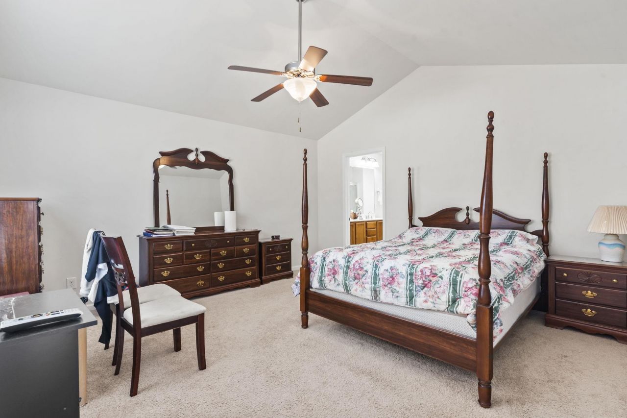 350 Southern Breezes Circle Photo 20