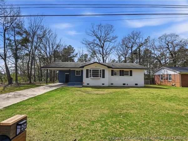 466 Lansdowne Road, Fayetteville, NC 28314