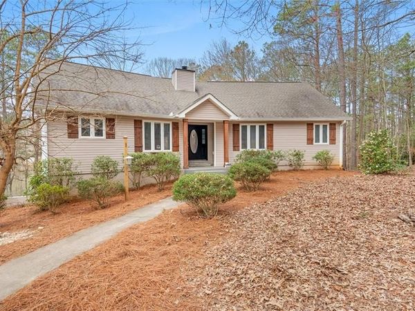 2117 Lakeview Pkwy, Villa Rica, GA 30180