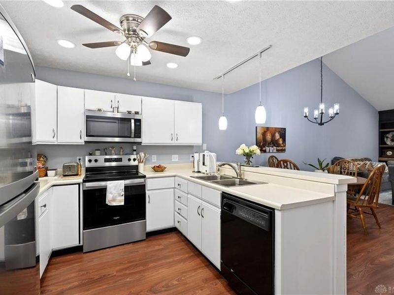 450 Jamestown Circle, Washington Township, OH 45458 Photo 13