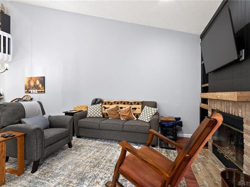 450 Jamestown Circle, Washington Township, OH 45458 Photo 6