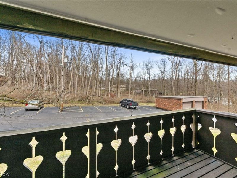 5711 Som Center Road, Unit 42, Solon, OH 44139 Photo 22