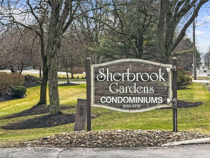 5711 Som Center Road, Unit 42, Solon, OH 44139 Photo 5