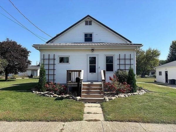 406 N Walnut Street, Sumner, IA 50674