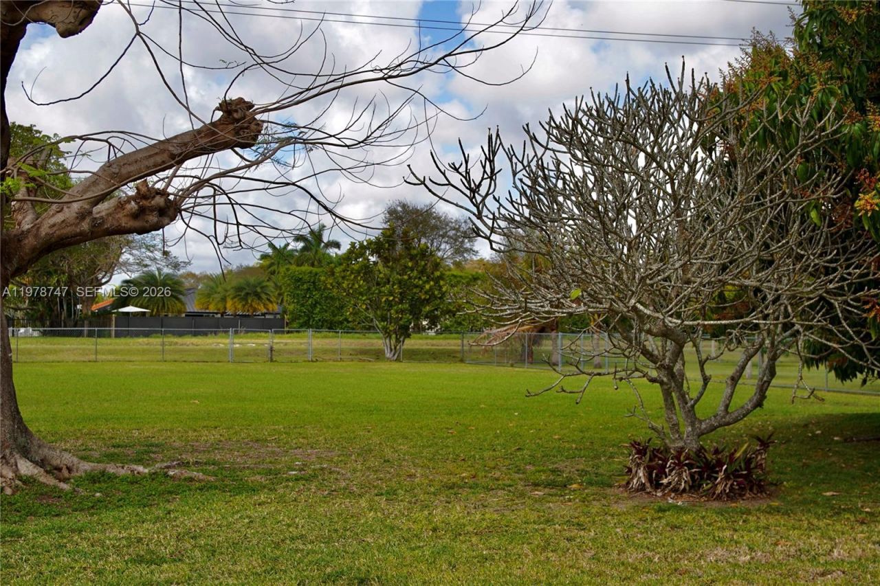 12504 SW 99th Ave, Miami, FL 33176 Photo