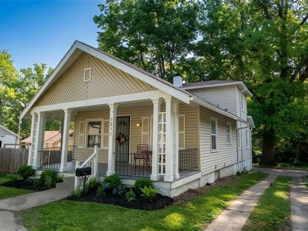 7211 LYDIA Avenue, Kansas City, MO 64131