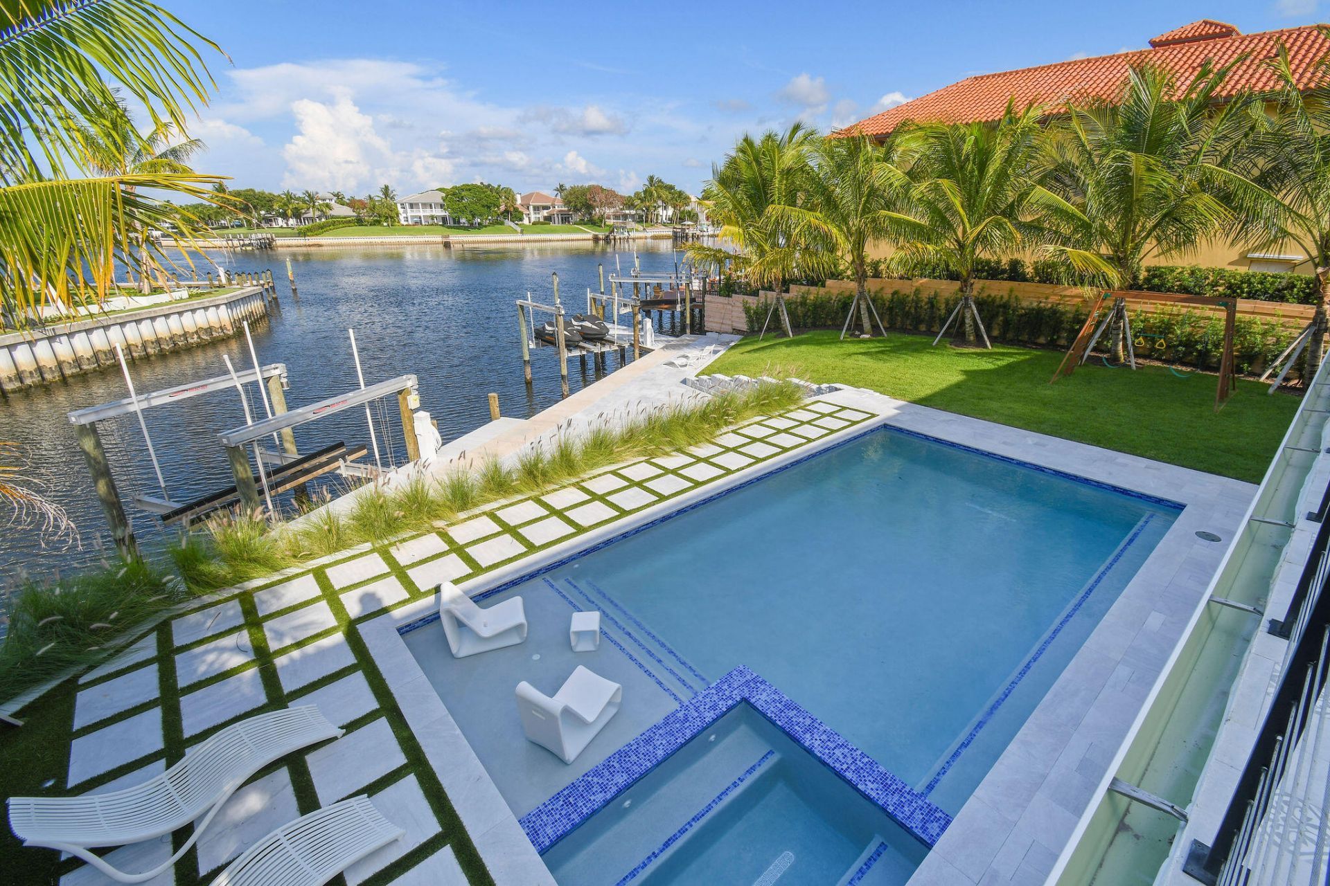 12880 S Shore Drive, Palm Beach Gardens, FL 33410 Photo