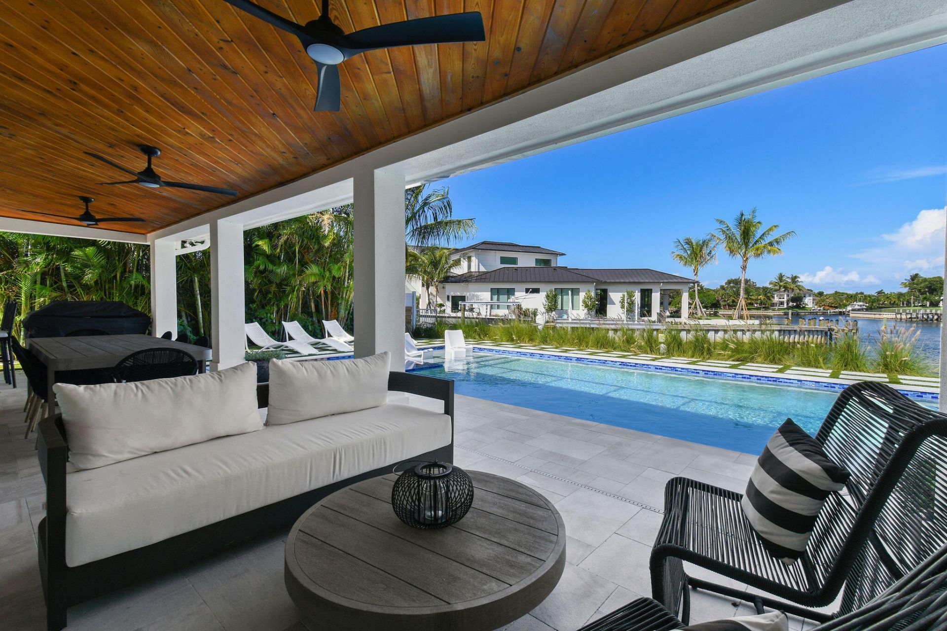 12880 S Shore Drive, Palm Beach Gardens, FL 33410 Photo