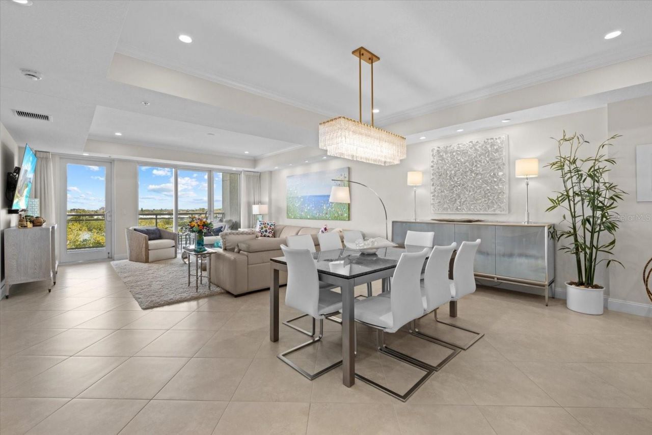 1660 Summerhouse Lane, Unit 402, Sarasota, FL 34242 Photo