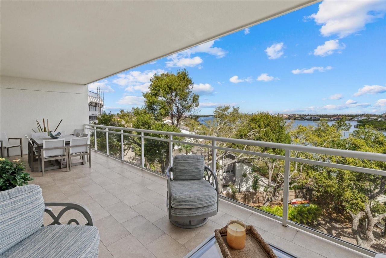 1660 Summerhouse Lane, Unit 402, Sarasota, FL 34242 Photo