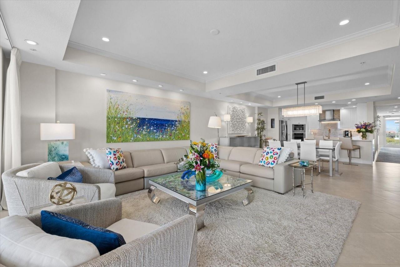 1660 Summerhouse Lane, Unit 402, Sarasota, FL 34242 Photo