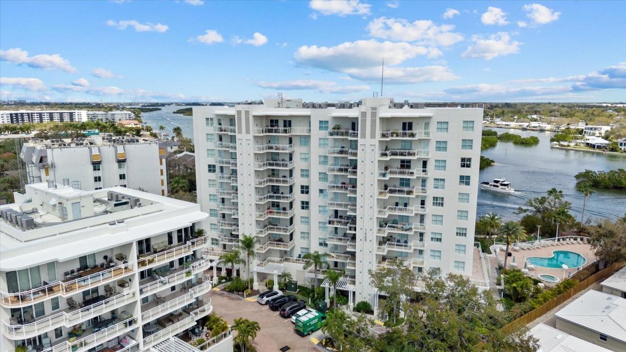 1660 Summerhouse Lane, Unit 402, Sarasota, FL 34242 Photo