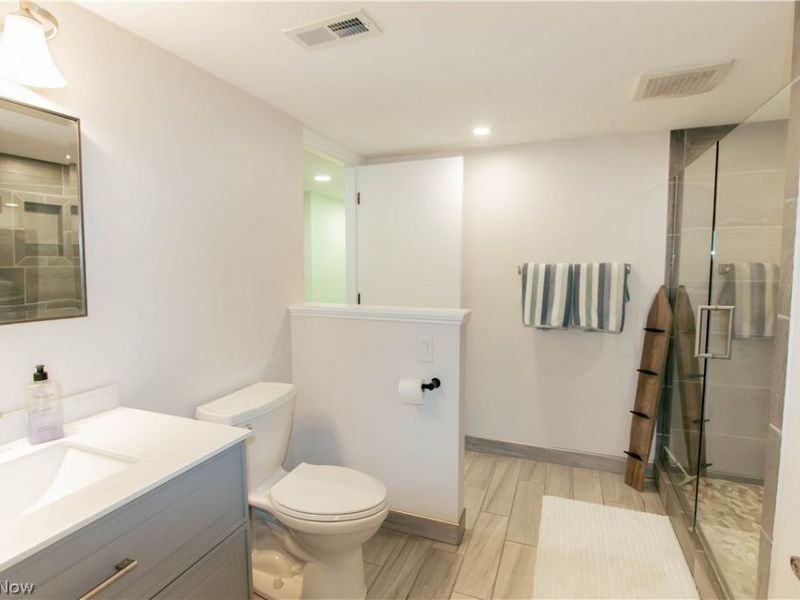 30 Marina Point Drive, Sandusky, OH 44870 Photo 16