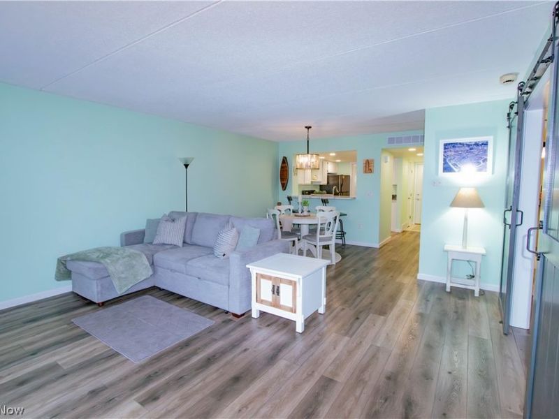 30 Marina Point Drive, Sandusky, OH 44870 Photo 8