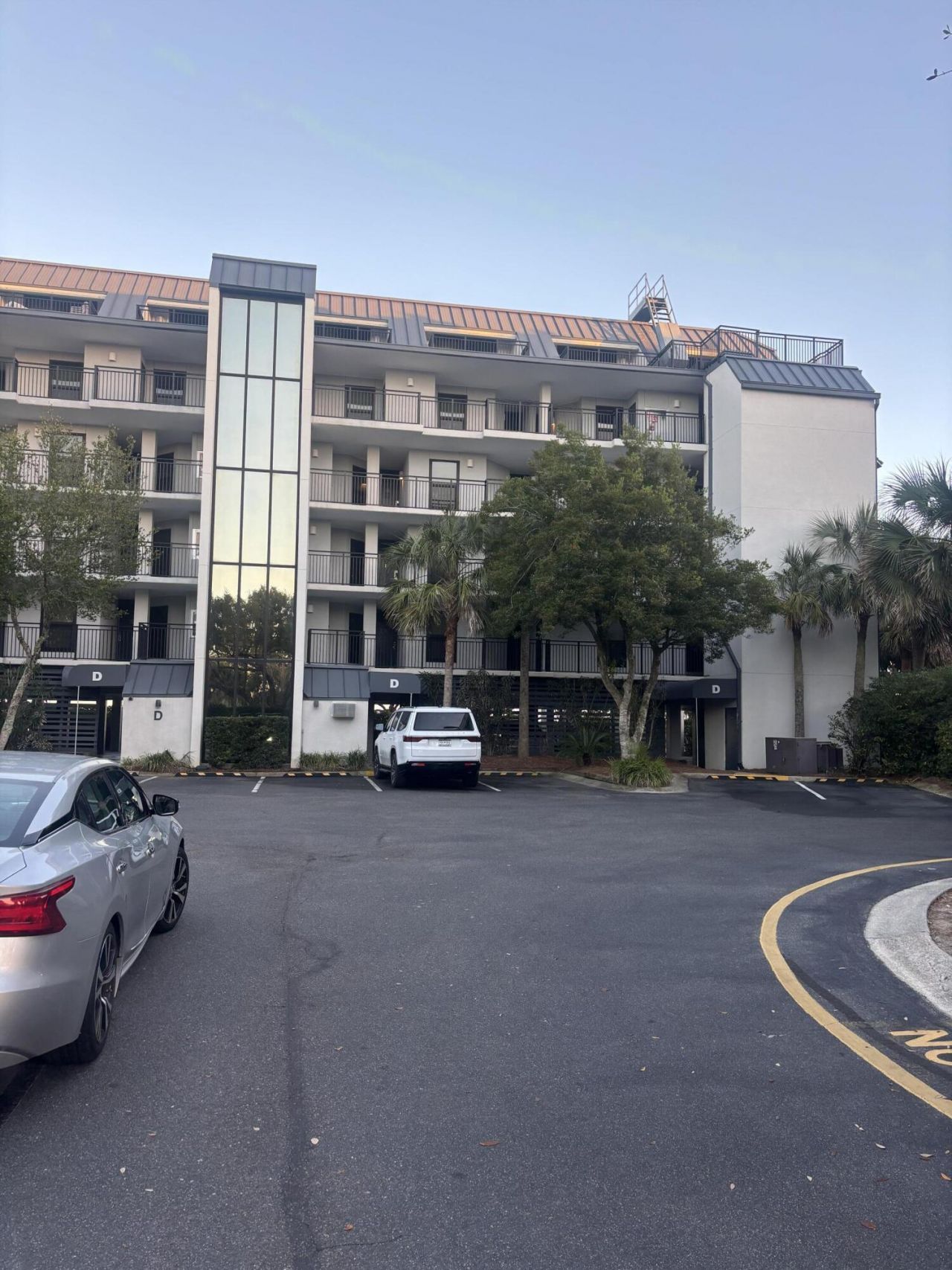 7600 Palmetto Drive Photo 2