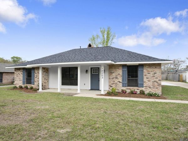 14203 Haverhill Ave, Pride, LA 70770