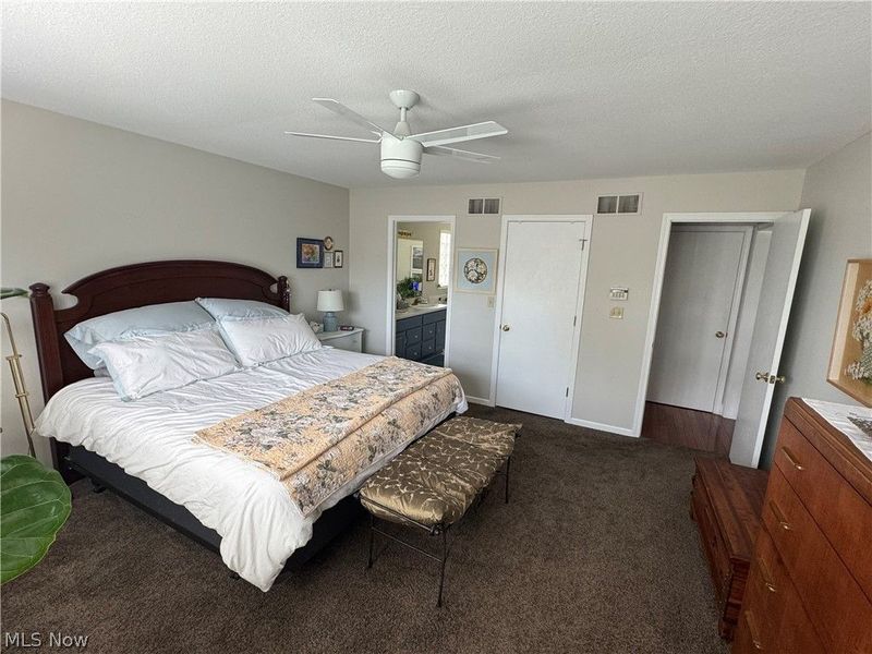 1556 Pimlico Drive, Unit 15, Youngstown, OH 44515 Photo 12