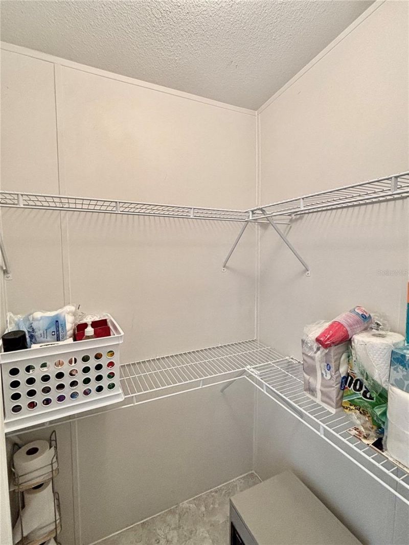 136 Americana Court Ne, Unit 230, Saint Petersburg, FL 33702 Photo