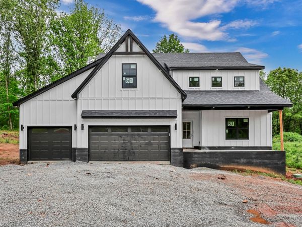 1717 Powell Rd, Clarksville, TN 37043