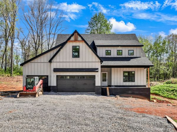 1717 Powell Rd, Clarksville, TN 37043