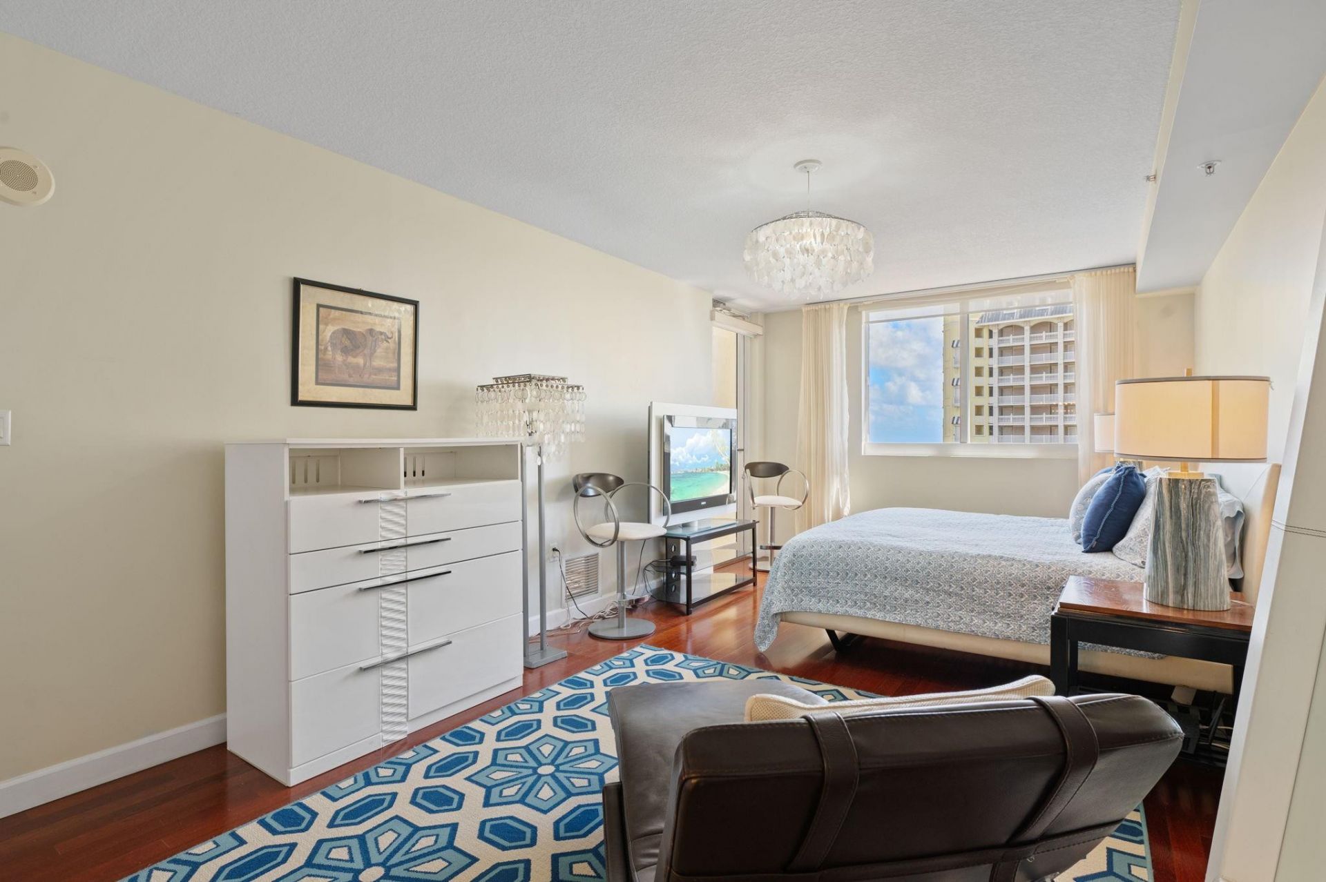 2001 N Ocean Boulevard, Unit 605, Fort Lauderdale, FL 33305 Photo