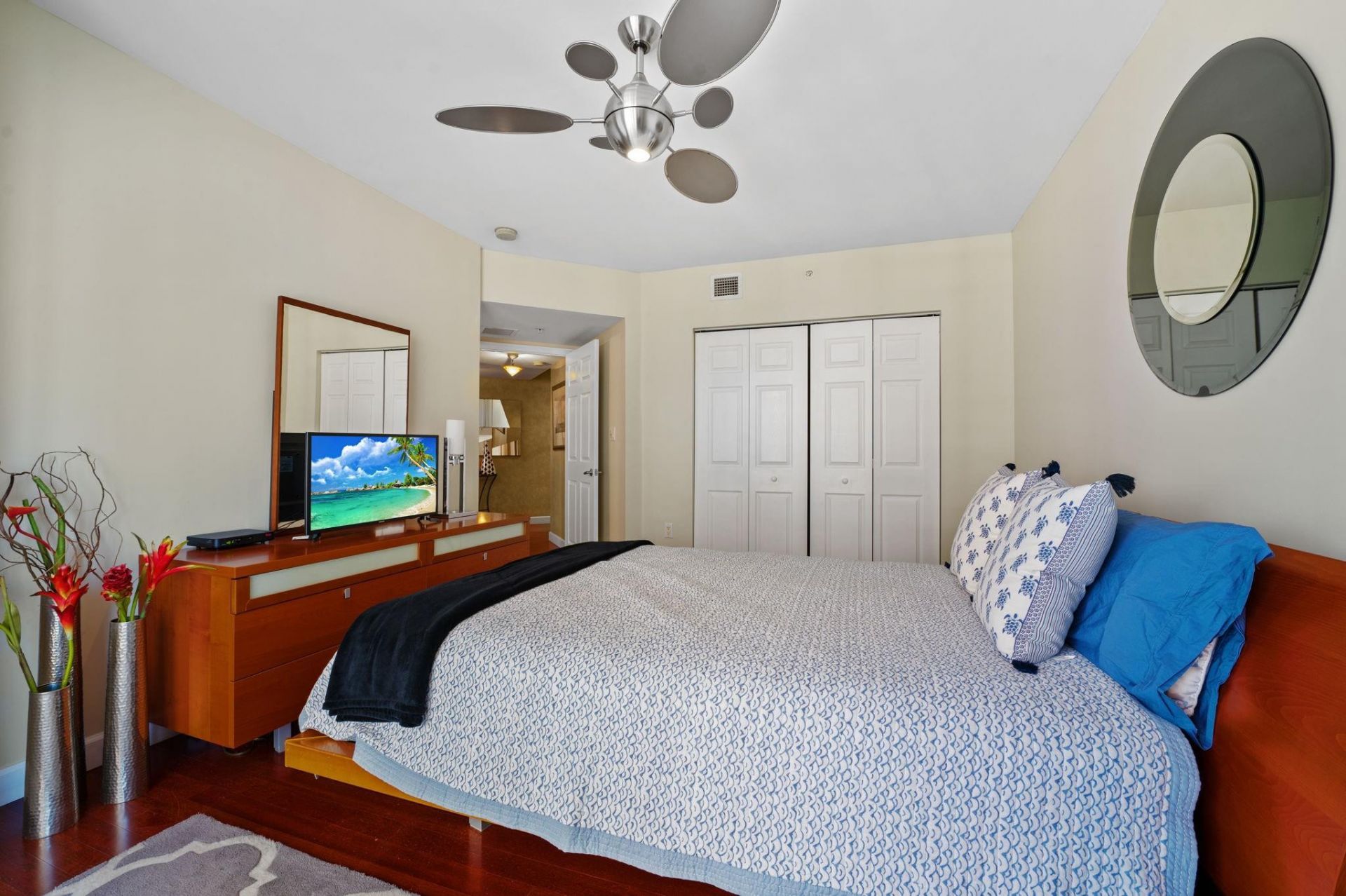 2001 N Ocean Boulevard, Unit 605, Fort Lauderdale, FL 33305 Photo