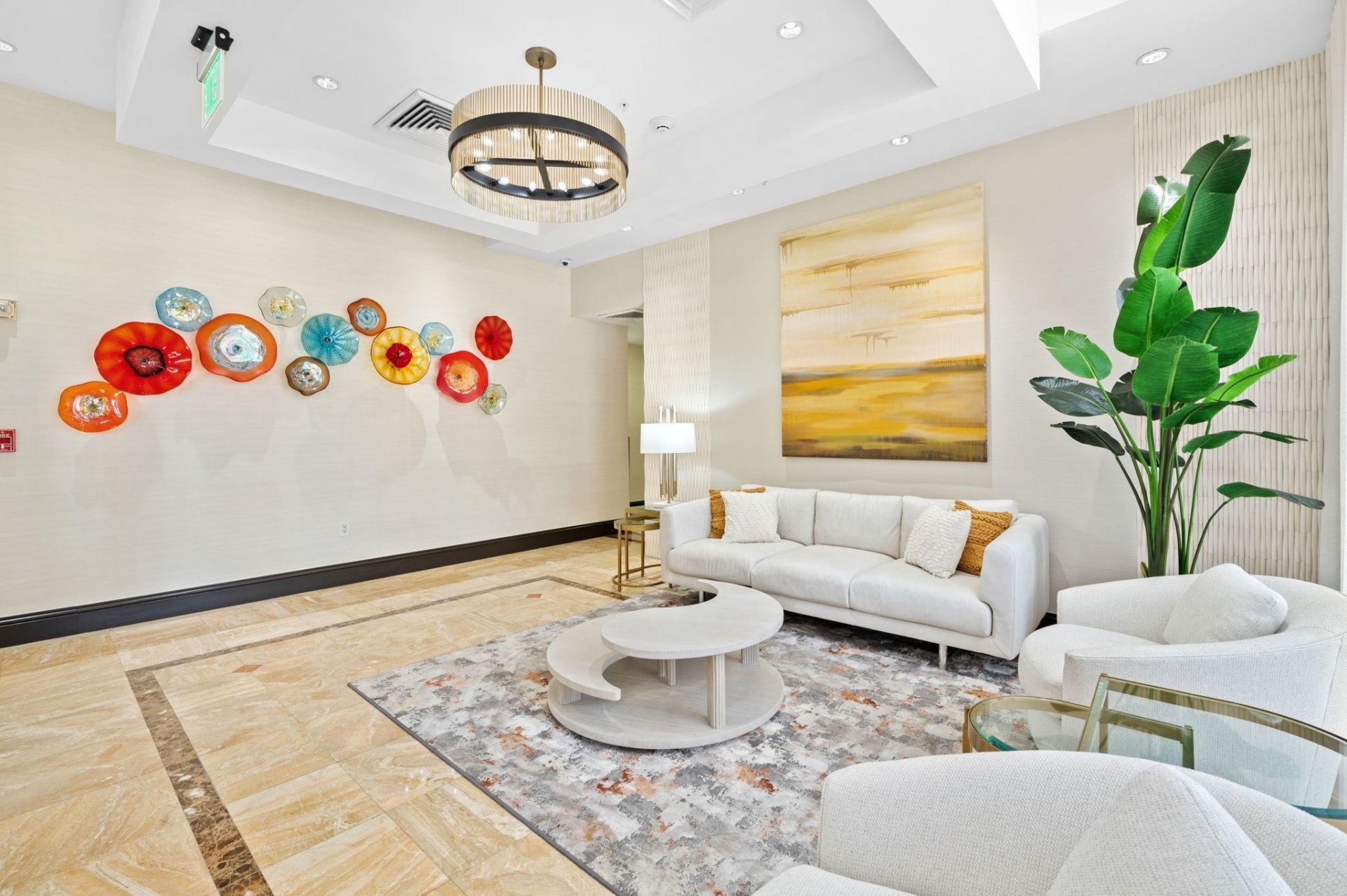 2001 N Ocean Boulevard, Unit 605, Fort Lauderdale, FL 33305 Photo